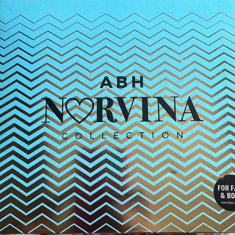 Anastasia Novina volume. 2. New palette